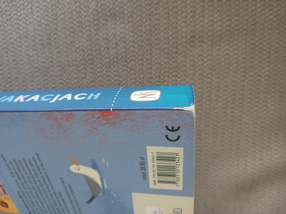 Pucio na wakacjach używany