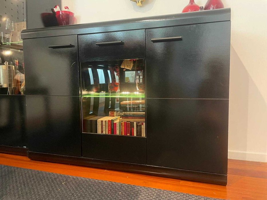 Móvel Aparador de Sala