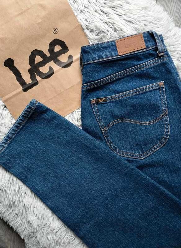 Jeansy Lee Carol damskie spodnie z wysokim stanem mom jeans proste W28
