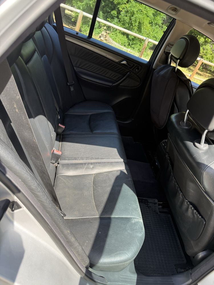 Mercedes Benz C200 de 2001