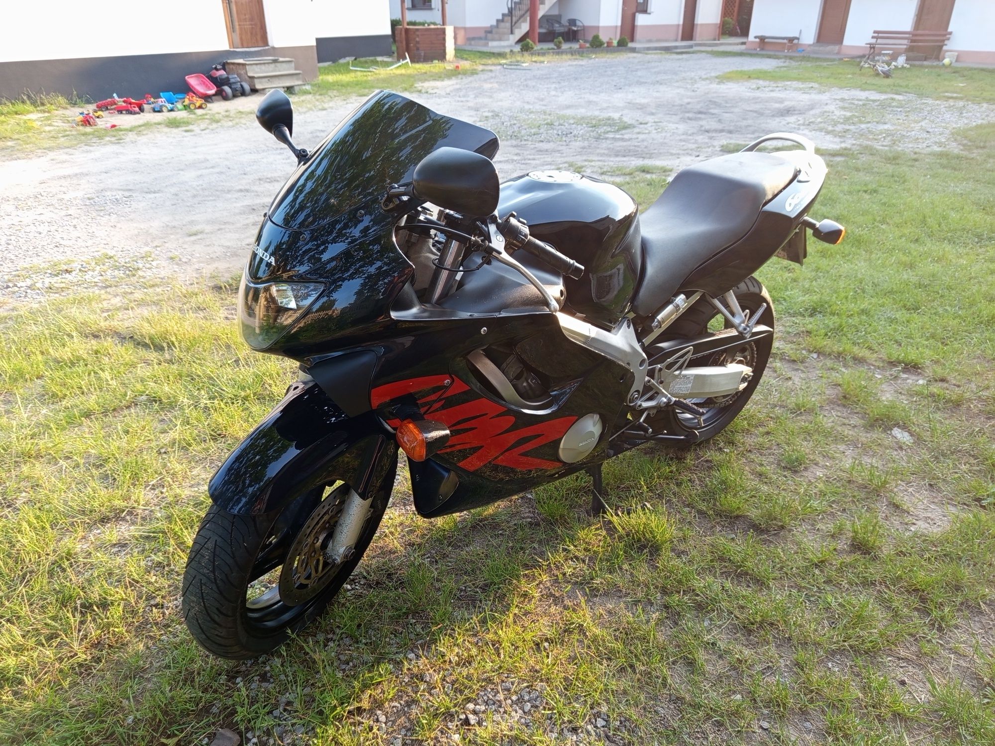 CBR F4 600 dobry stan