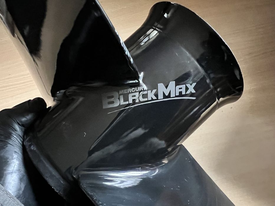 Śruba napędowa Mercury Black max 854342a45 10p