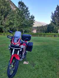 Africa Twin DCT 1100 c/ garantia