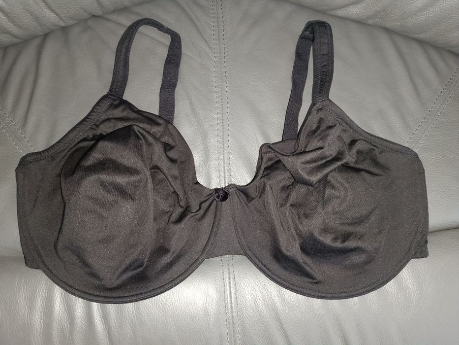 Biustonosz Arkadia 110 G