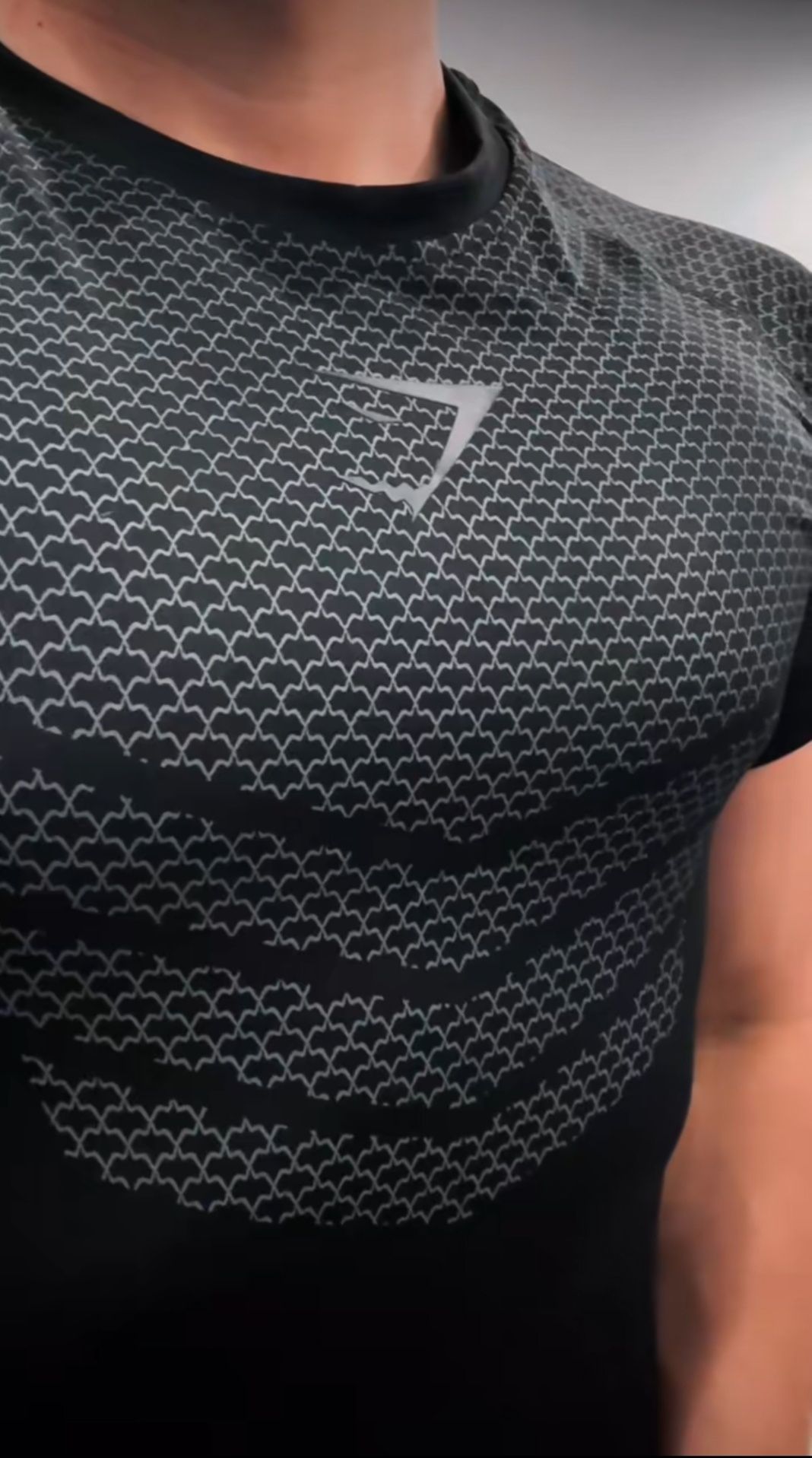 Компресійна футболка Gymshark onyx v2 rep