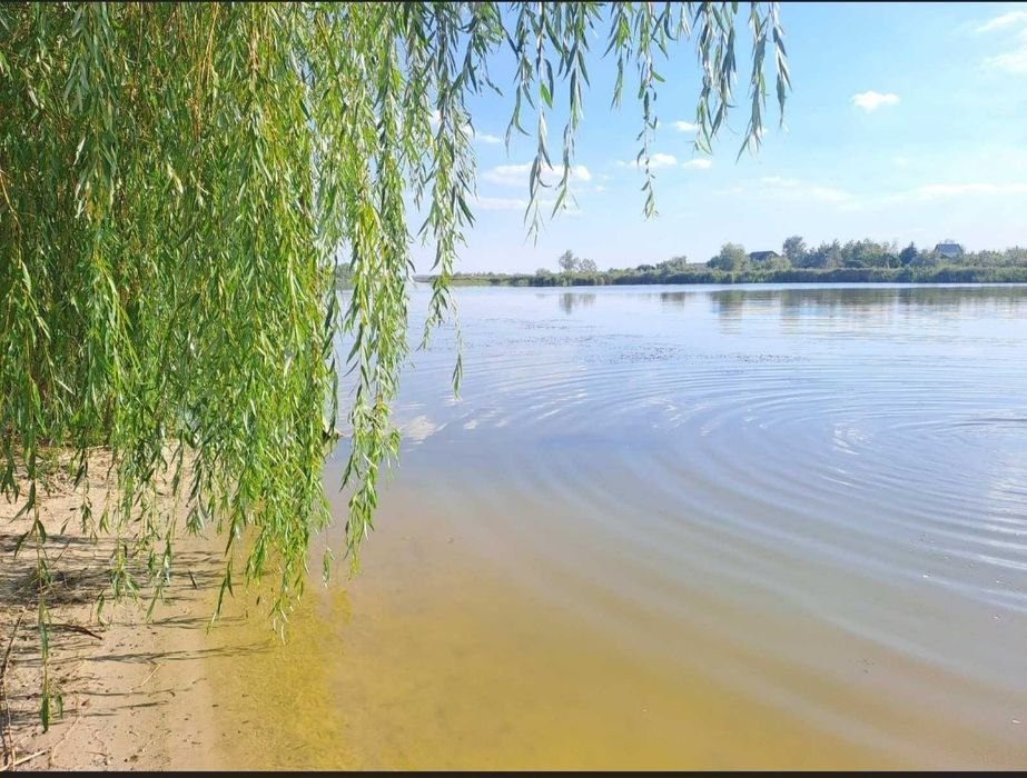 Продам дачу  Днепр Новоселовка ст. Вишенька. Без посредников