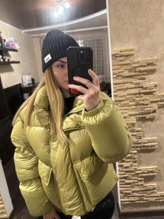 Куртка пухова зимова