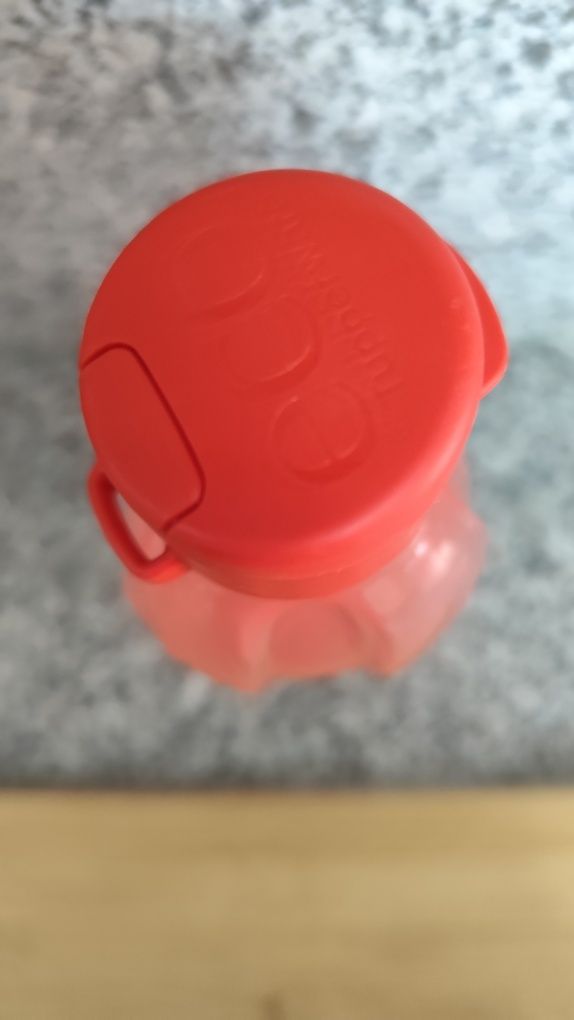 Garrafa de água tupperware