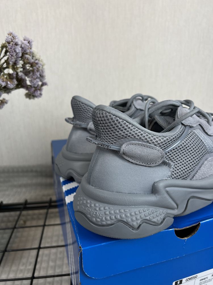 Кроссовки Adidas Ozweego gray