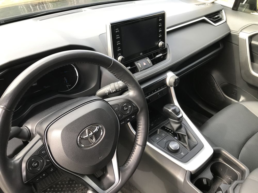 TOYOTA RAV-4(New) Hybrid Premium+