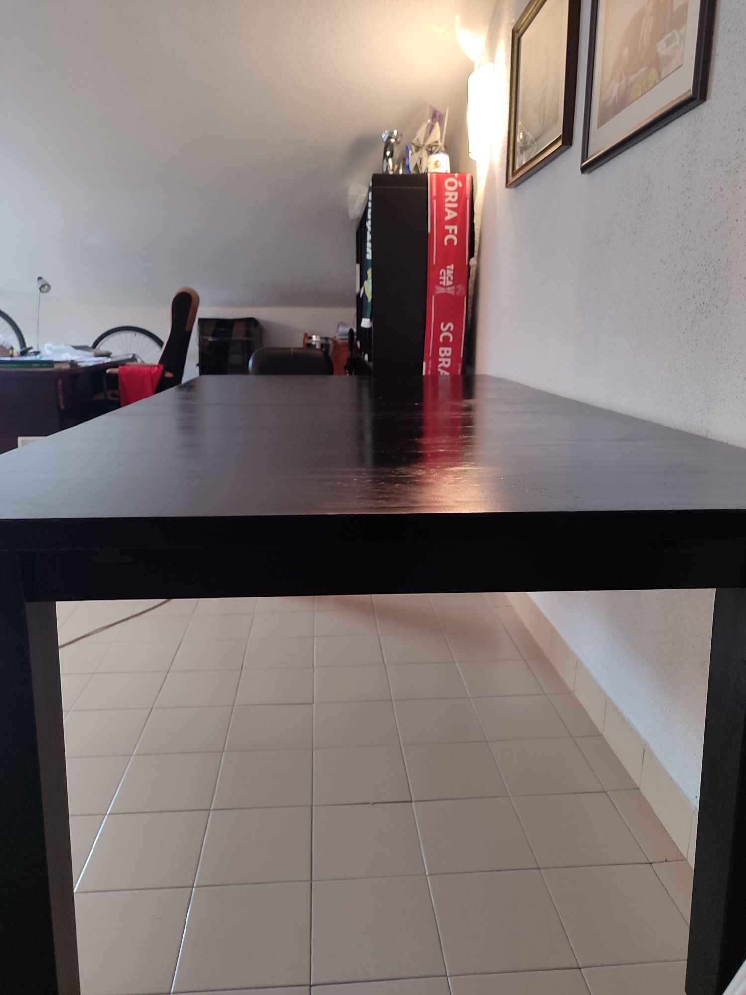 Mesa de sala de jantar