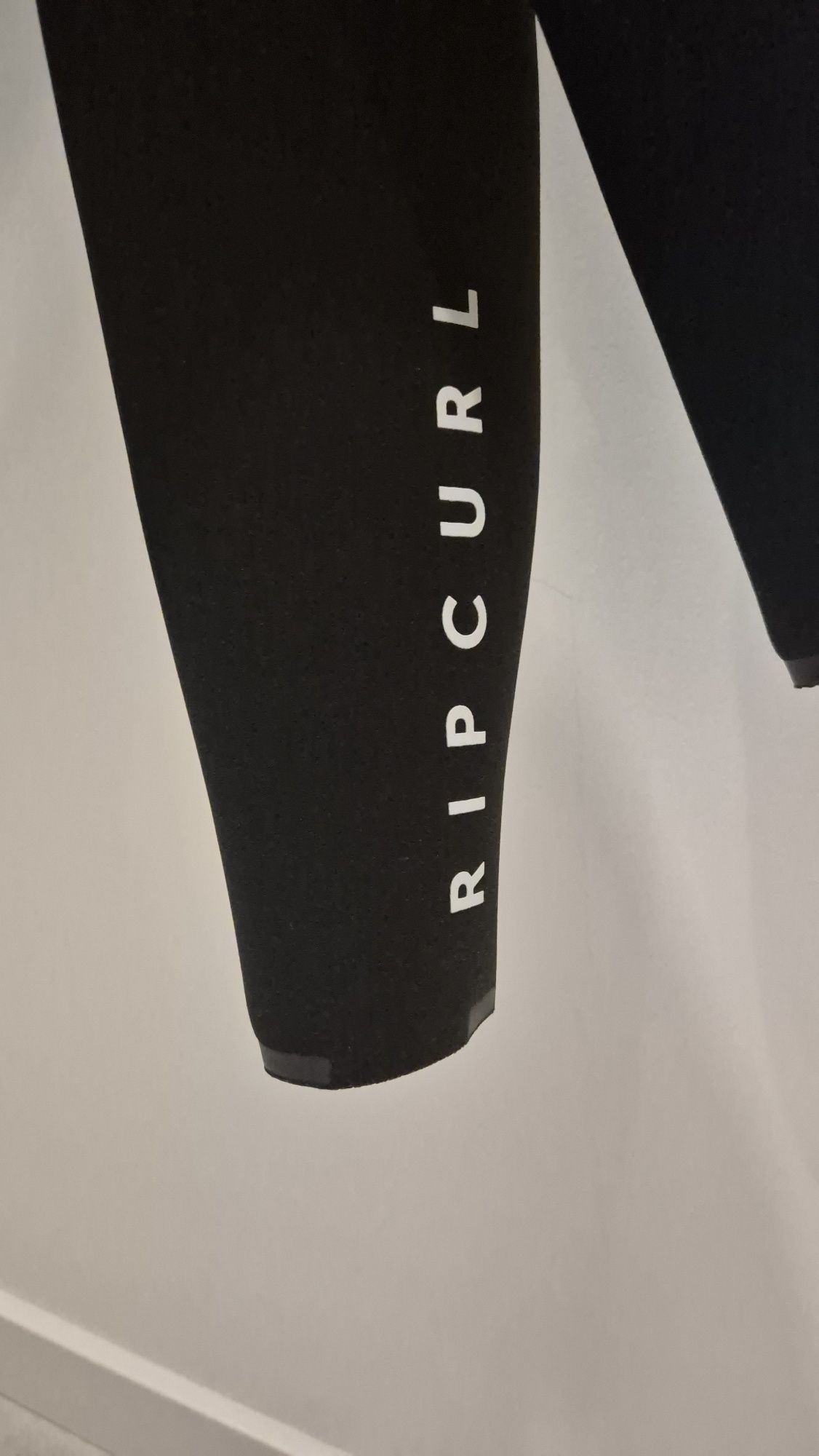 Fato Surf Rip Curl E-bomb