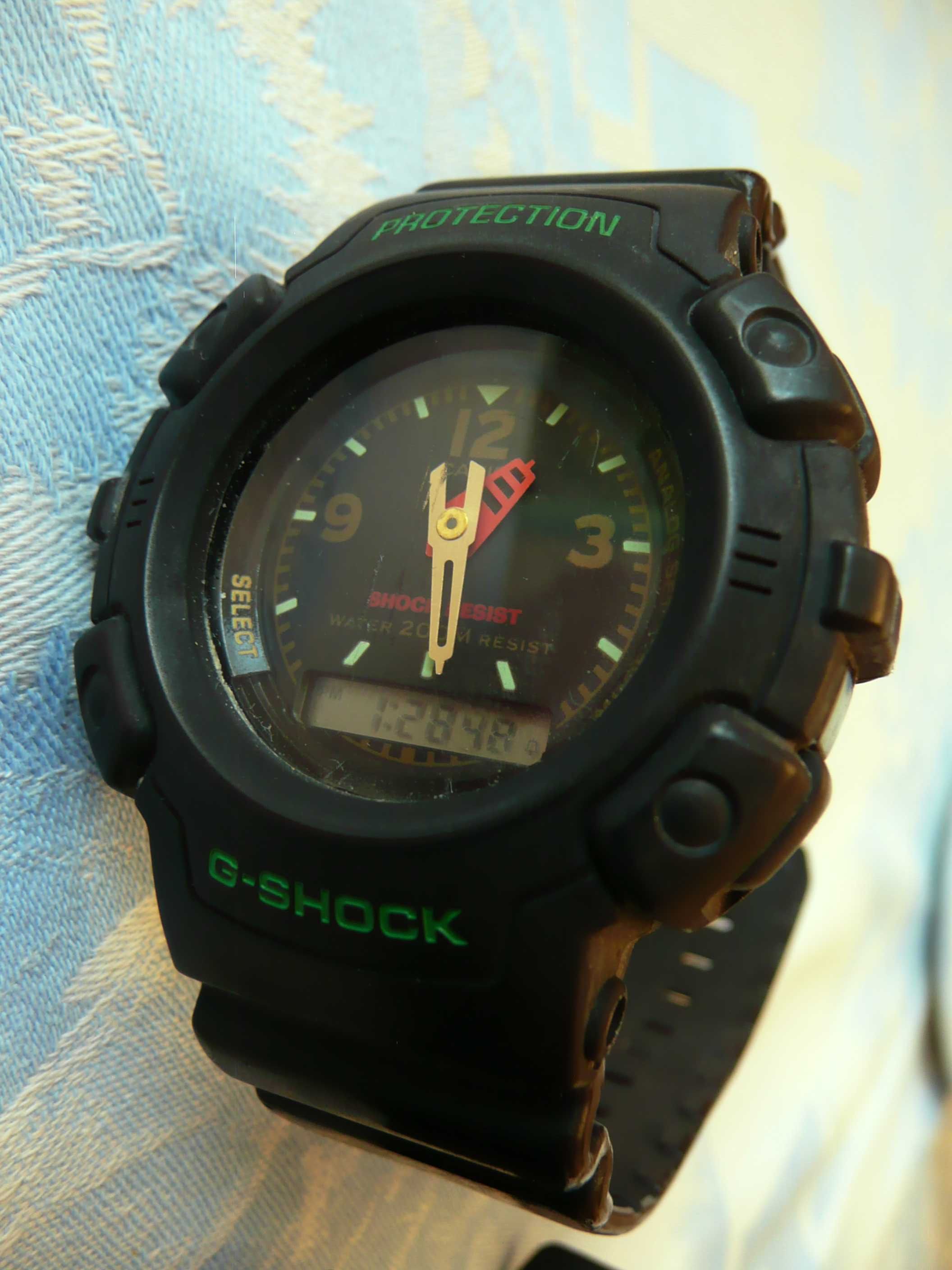 zegarek CASIO GSHOCK AW560