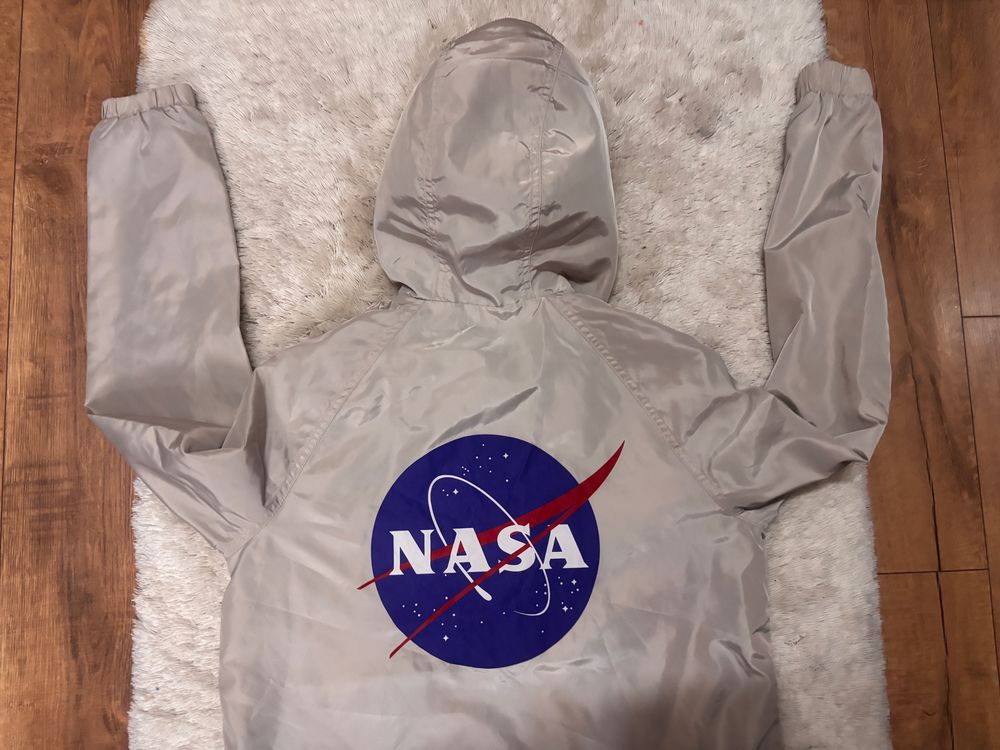 Ortalion wiatrowka Divided H&M Nasa