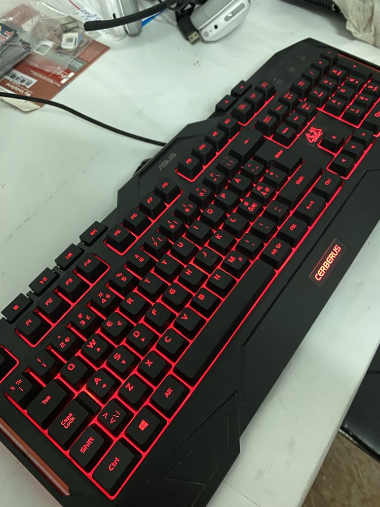 Ігрова клавіатура ASUS Cerberus Keyboard