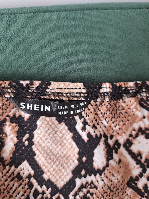 Sukienka na ramiączkach – idealna na lato!