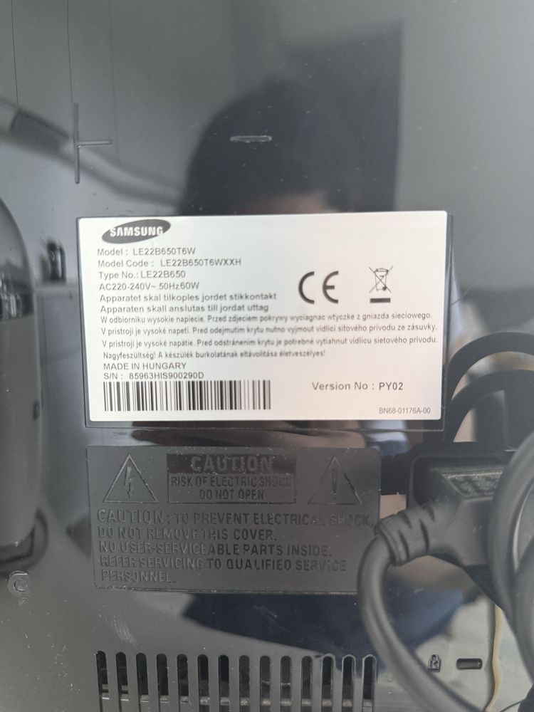 telewizor/monitor  Samsung LE22B650T6W  22 cale