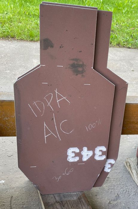 Gong strzelecki IDPA A/C 80% na stojaku stalowym Niski
