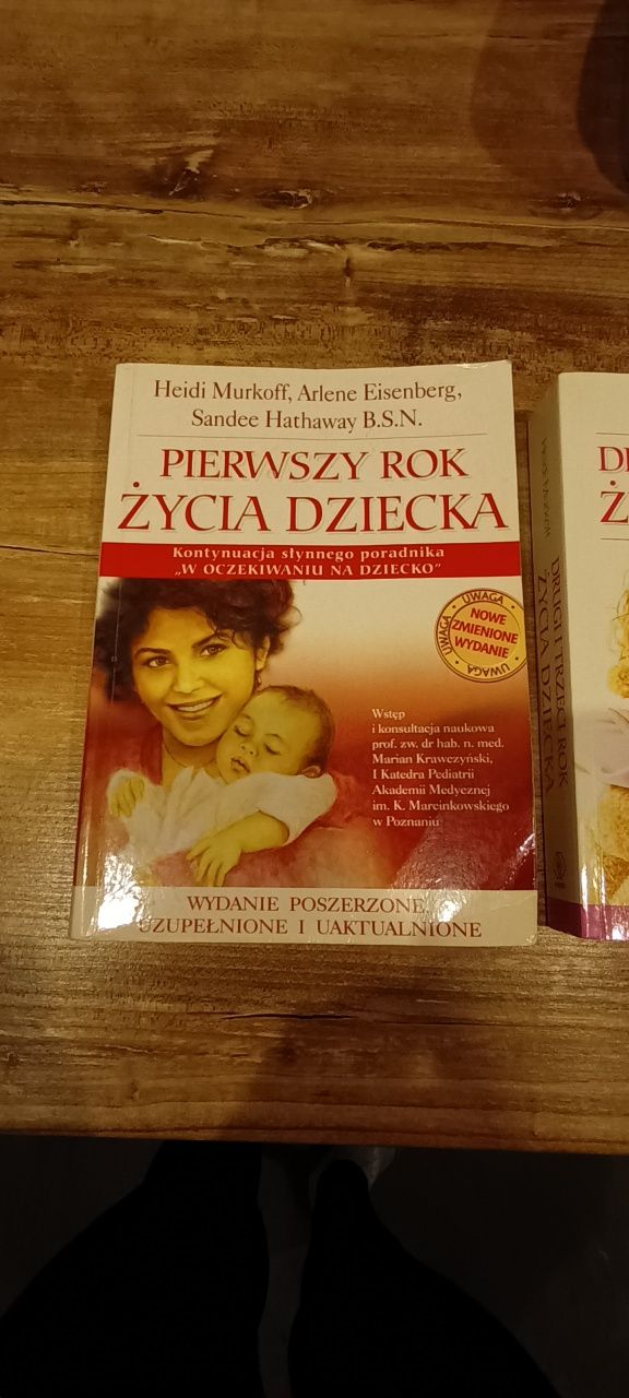 Książka Pierwszy rok życia dziecka komplet