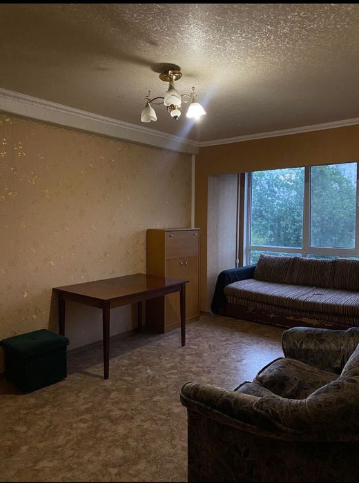 ЗДАМ КІМНАТУ дівчині. Оболонь, метро Мінська