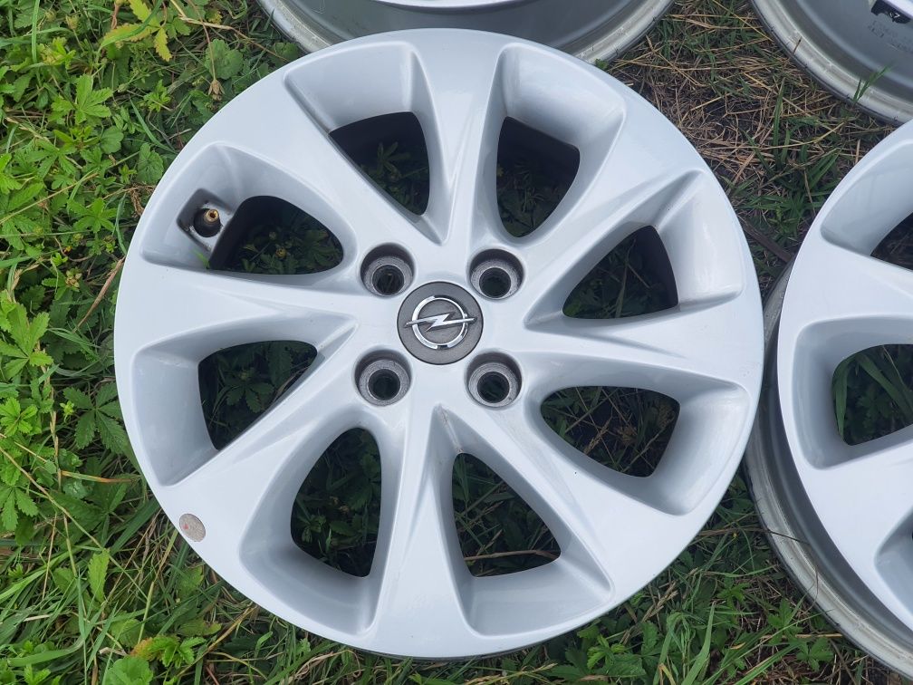 Alufelgi 15 Opel Karl 4x100 ET50 TPMS Czujniki ciśnienia