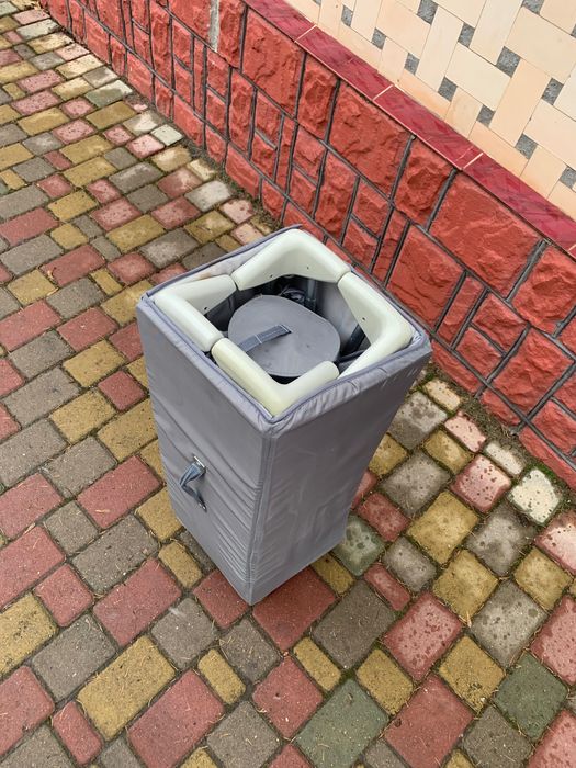 Продам дитячий манеж GeoBy