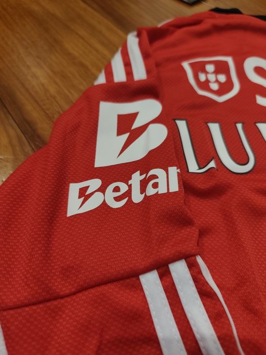 Camisola manga comprida SL Benfica 25/26 - Lukebakio