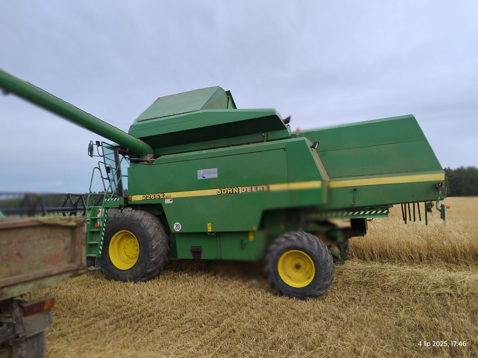 Kombajn John Deere 2266 Extra