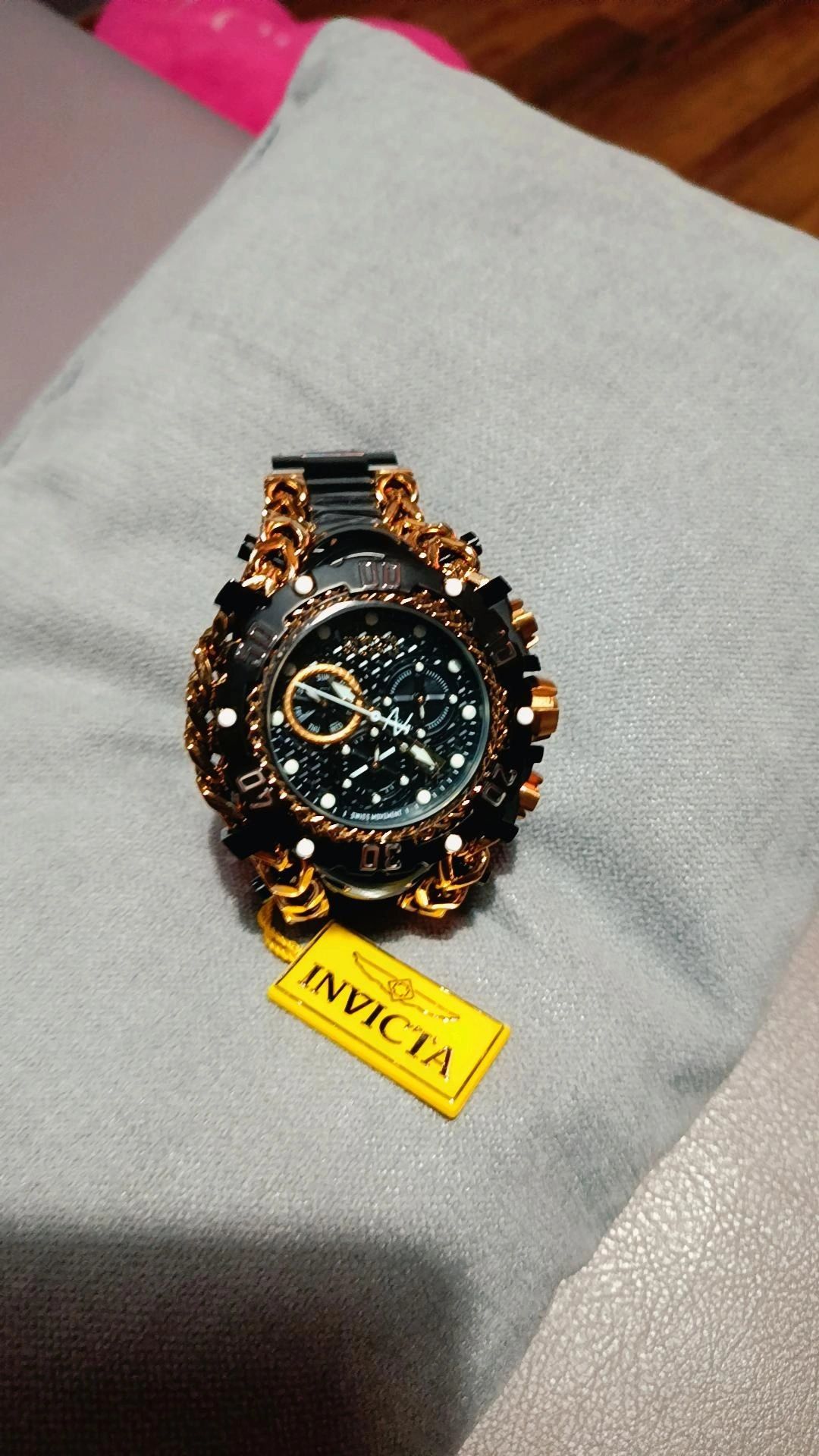 Vendo relógio de luxo invicta gladiador novo