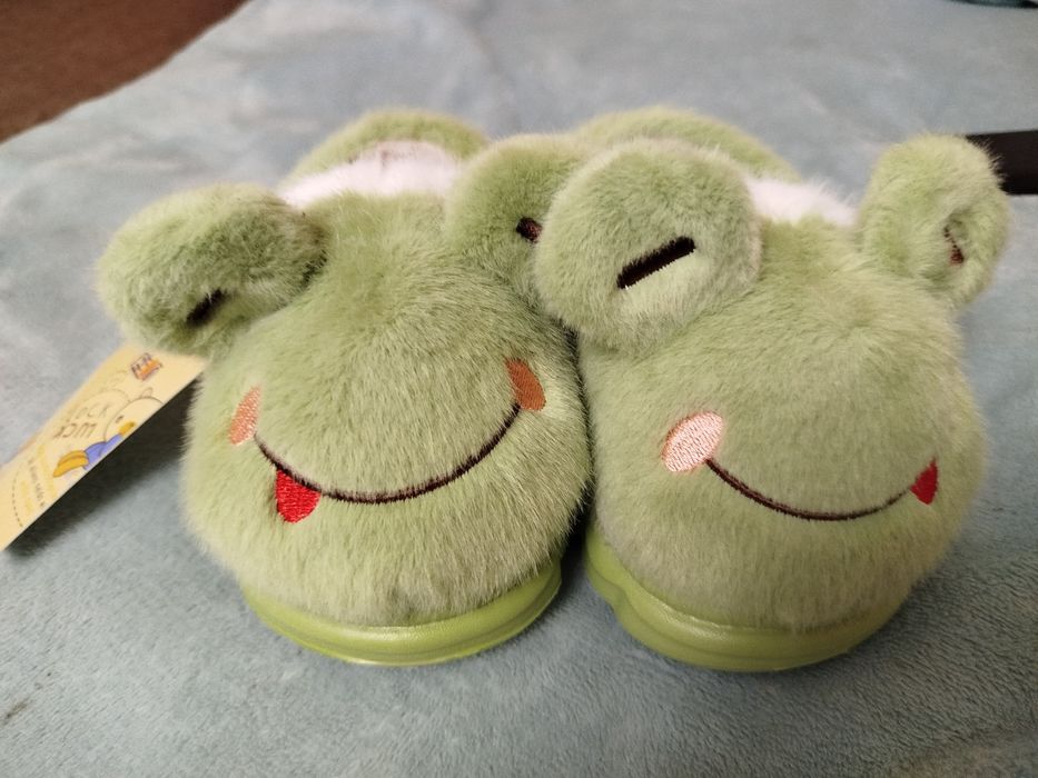 Дитячі тапочки 23 розмір