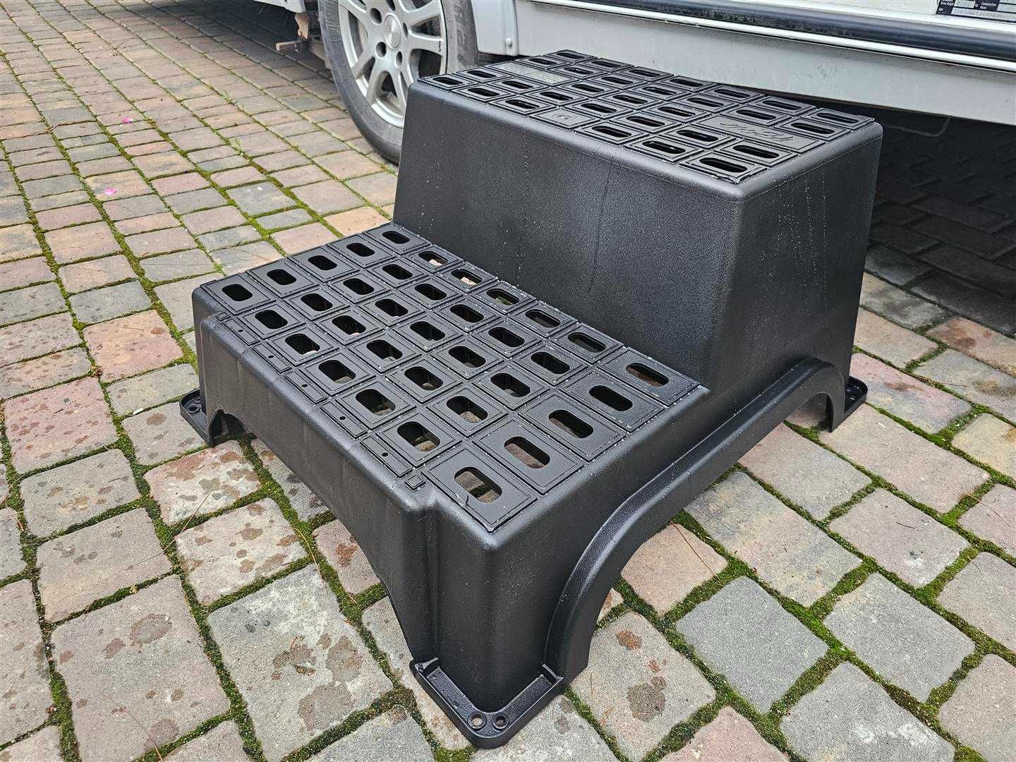 Nowy duży stopień schodek do kampera przyczepy kempingowej podest