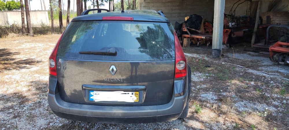 Renault Mégane 1.5 dCi (82cv) – 2004 – Acidentada