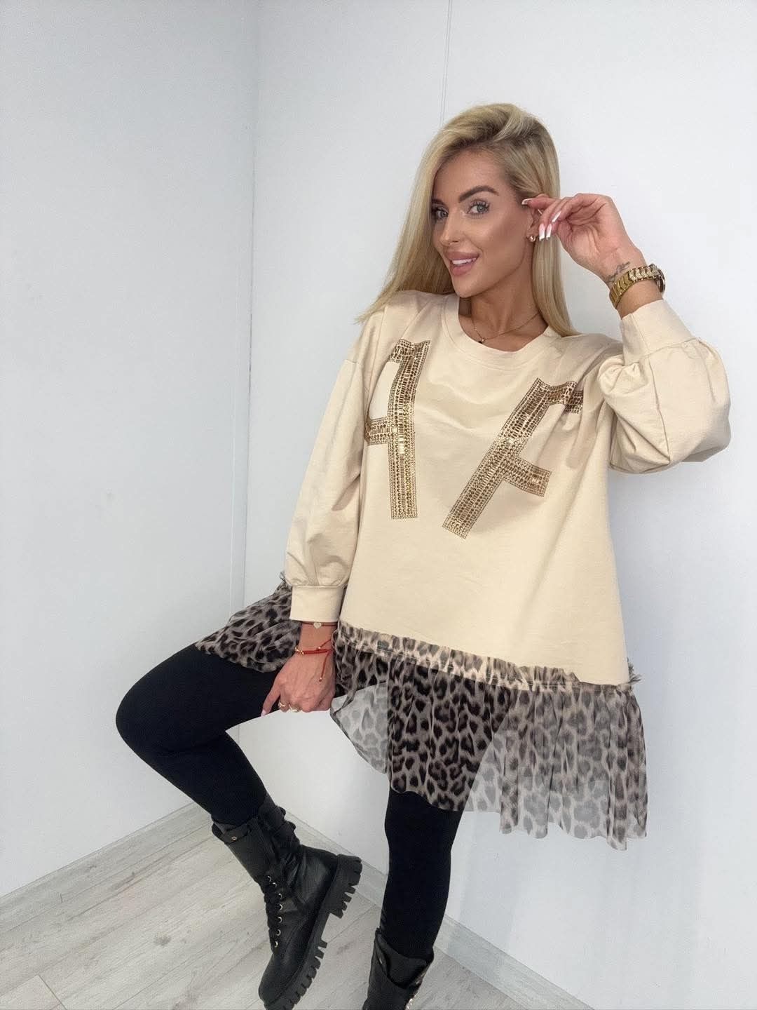 Elegancka tunika beżowa logo paparazzi fashion