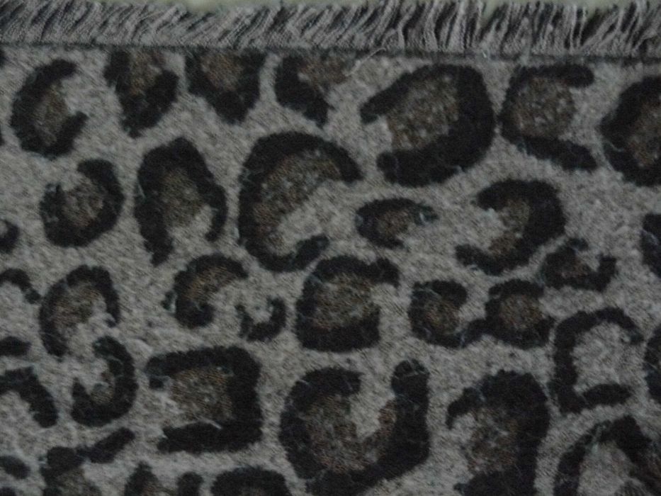 Olbrzymi szal w brązach ciepły otulający panterka 240x 70 cm