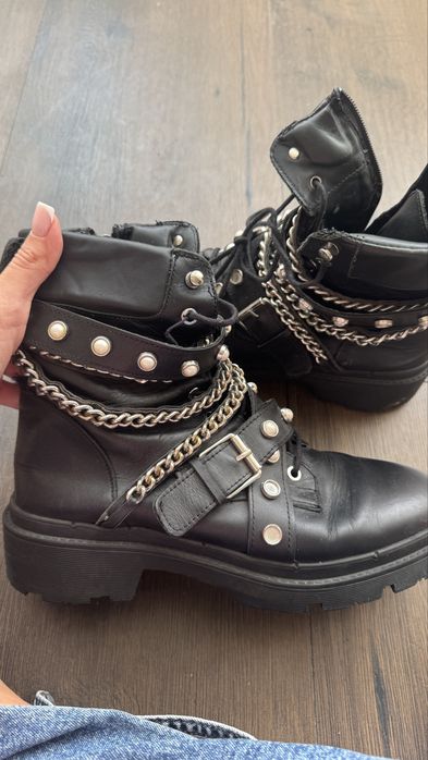 Шкіряні Чоботи Zara