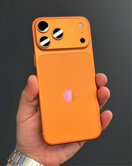 New IPhone 17 Pro та 17 ProMax у Ябко Кривий Ріг. ТРК"Victory Plaza"