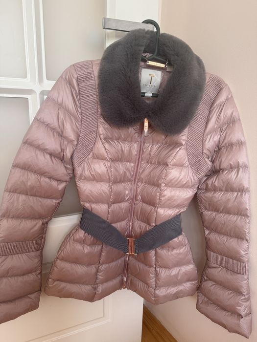 Стильна курточка нова