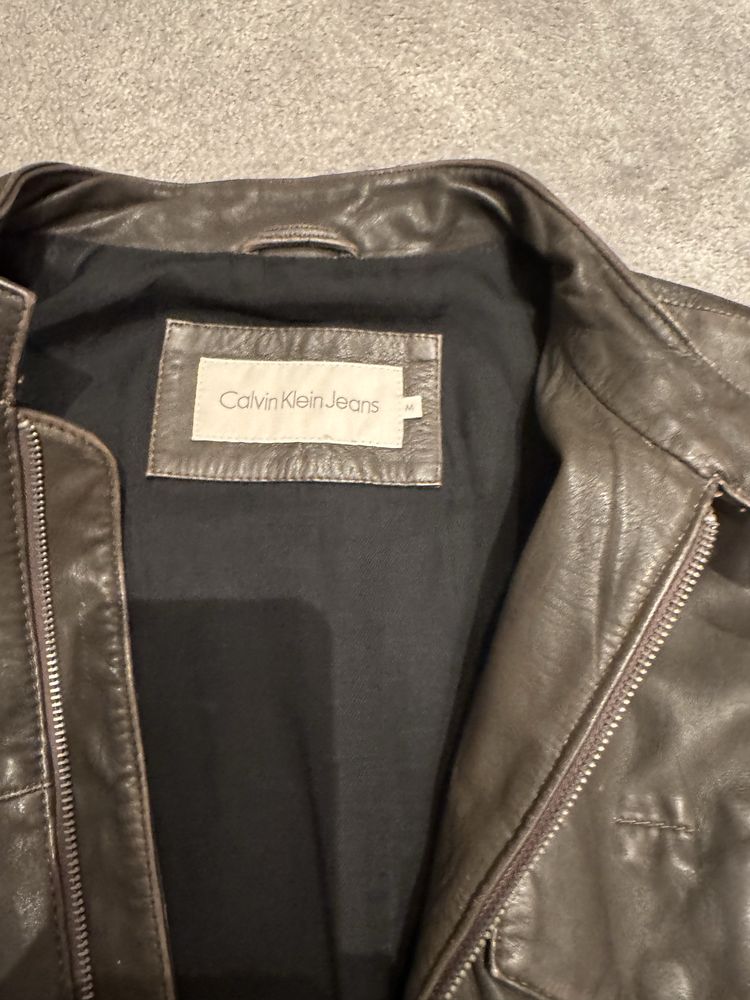 Blusao pele M calvin klein