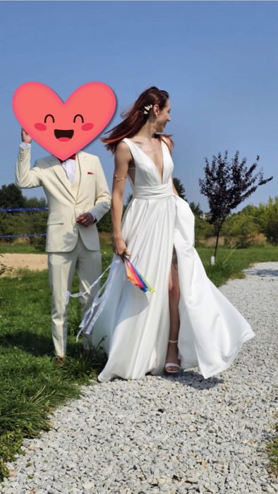 Sprzedam sukienke slubna rozmiar 38/36