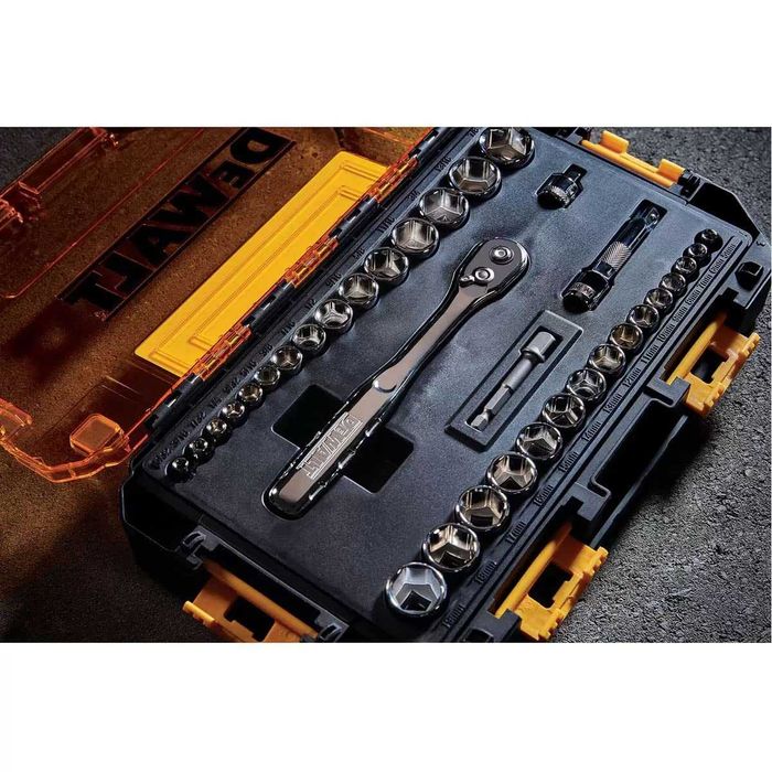 DeWALT DWMT45034-0  Набір головок 1/4, 3/8, 34 предмети