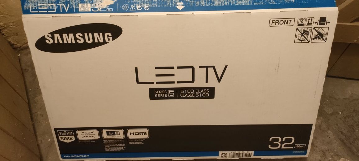 Karton pudełko po telewizorze tv Samsung 32 cale