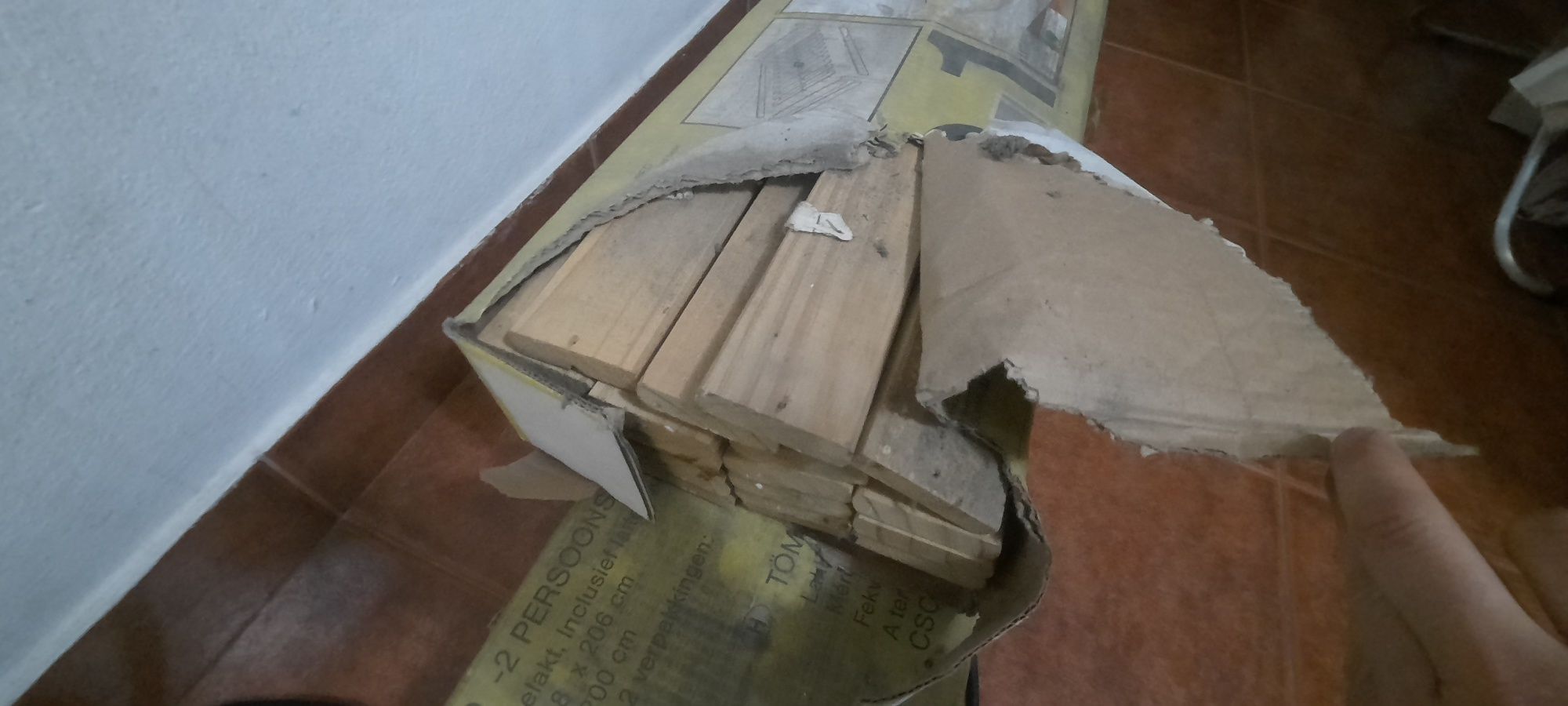 Cama casal simples (desocupar )
