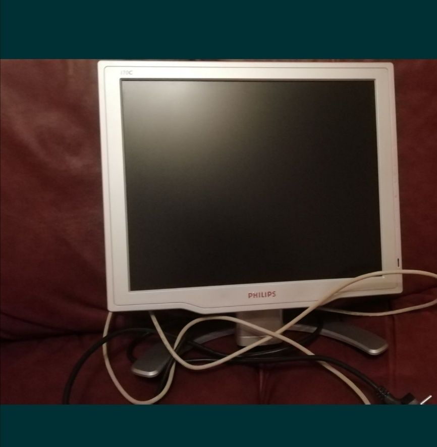 Scanjet HP 5370C e Monitor LCD Philips 170C5