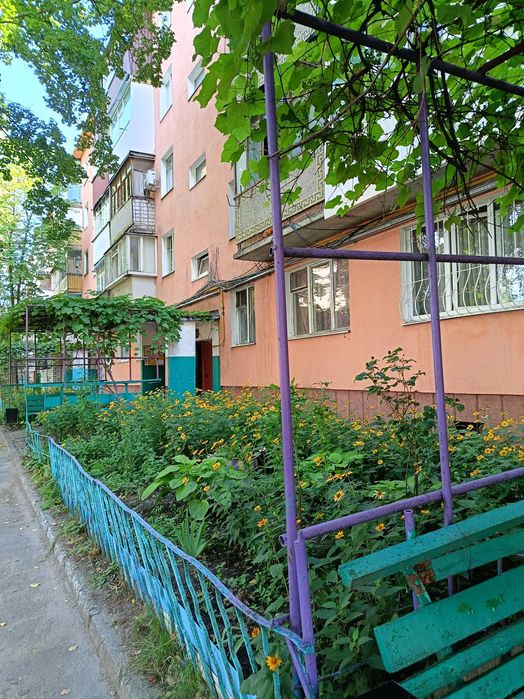 Продам 2 ком. квартиру. Нагорная часть города