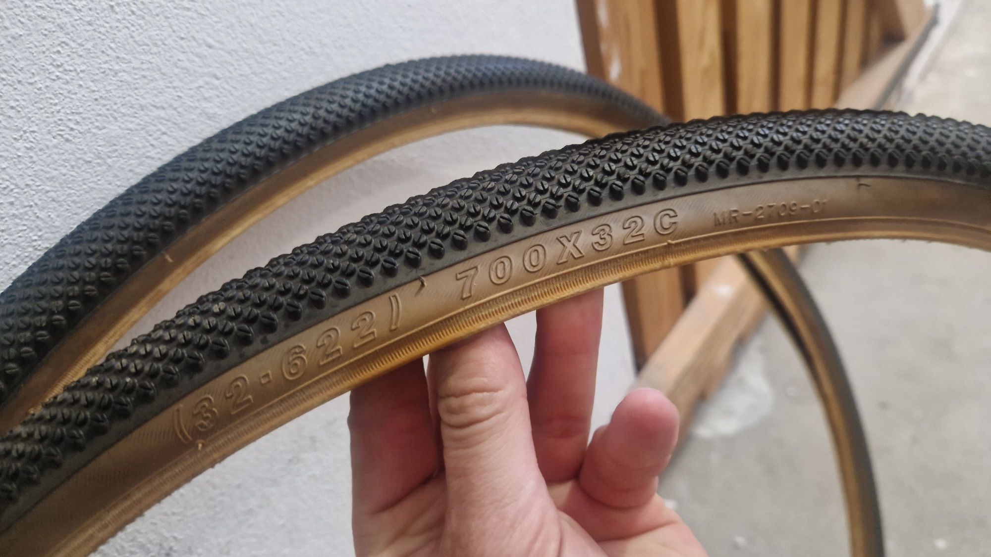 Nowe opony rowerowe  para gravel Meghna 622x 32 jak Schwalbe g-one