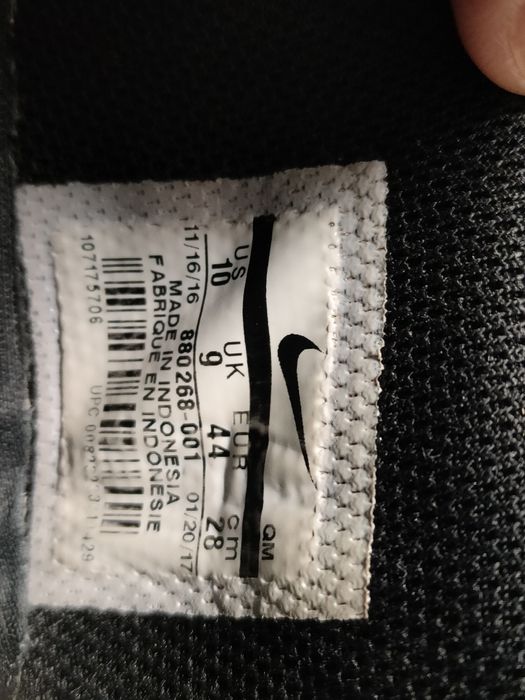 Чоловічі кеди Nike 44 розмір 28 см 

Опис:

Це класичні чорні кед