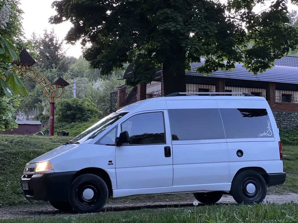 Fiat Scudo 1.9 дизель, 8 місць