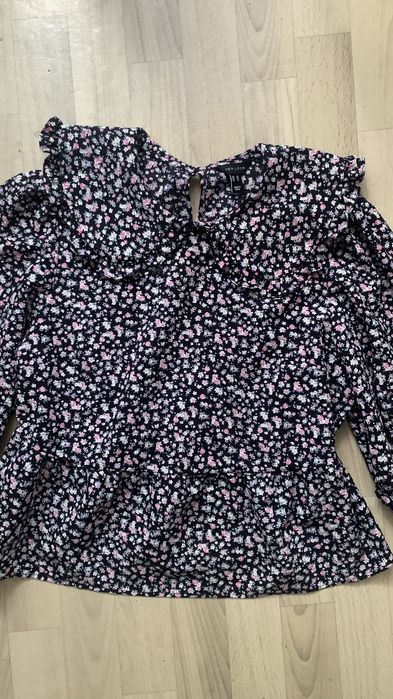 Bluzka kolorowa roz 46 firmy New Look