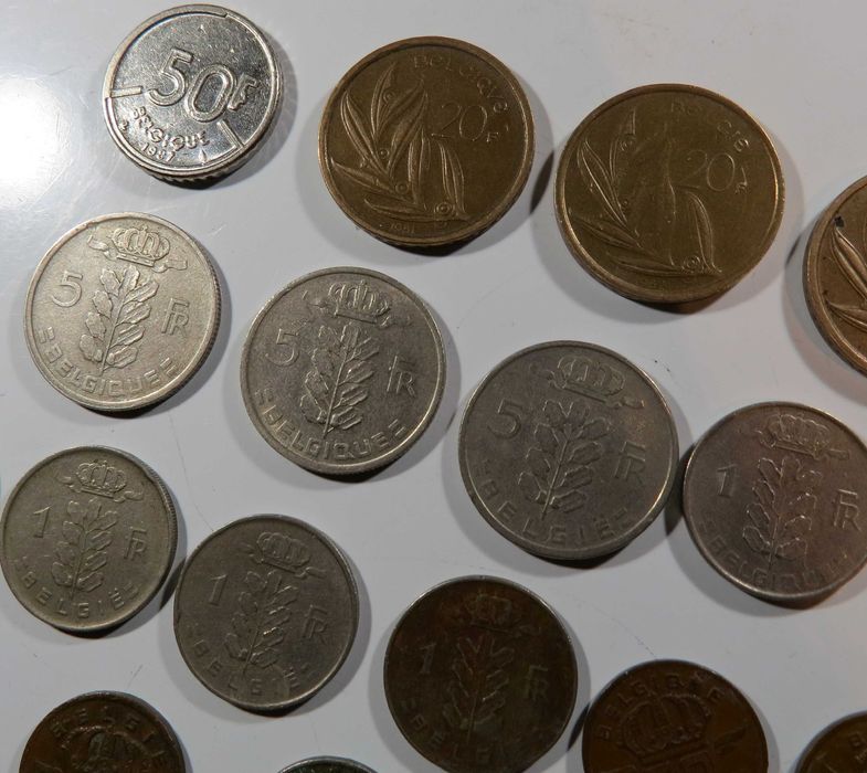 Lote com 24 moedas Belgas - 6€