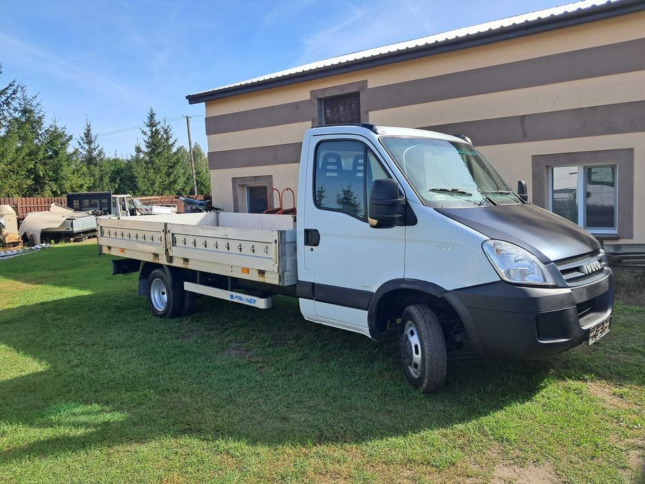 Iveco 35c13, skrzynia 420x210, blizniaki